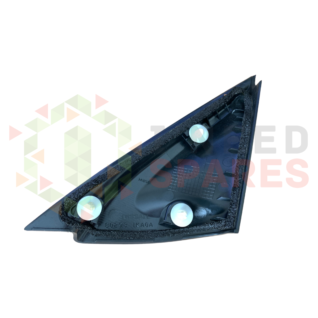 Nissan Juke Front Left Door Inner Corner Trim Cover 80293-1KA0A