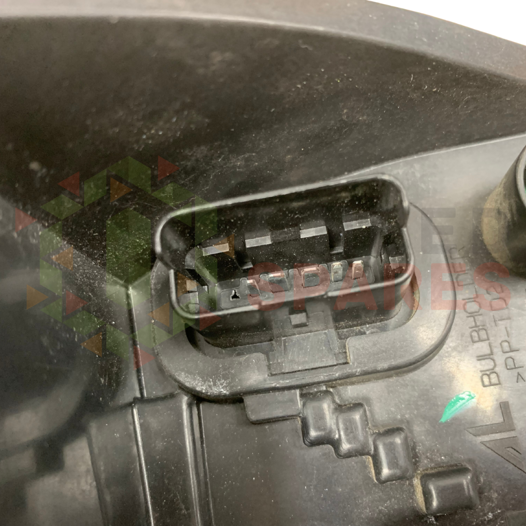 Renault Clio MK3 Phase 2 Left Tail Light Bulb Holder