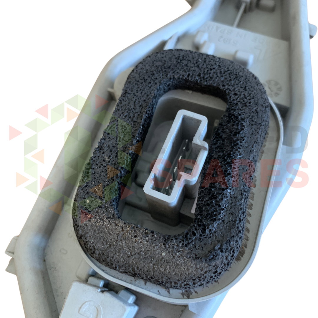 Peugeot Partner Left Rear Taillight Bulb Holder