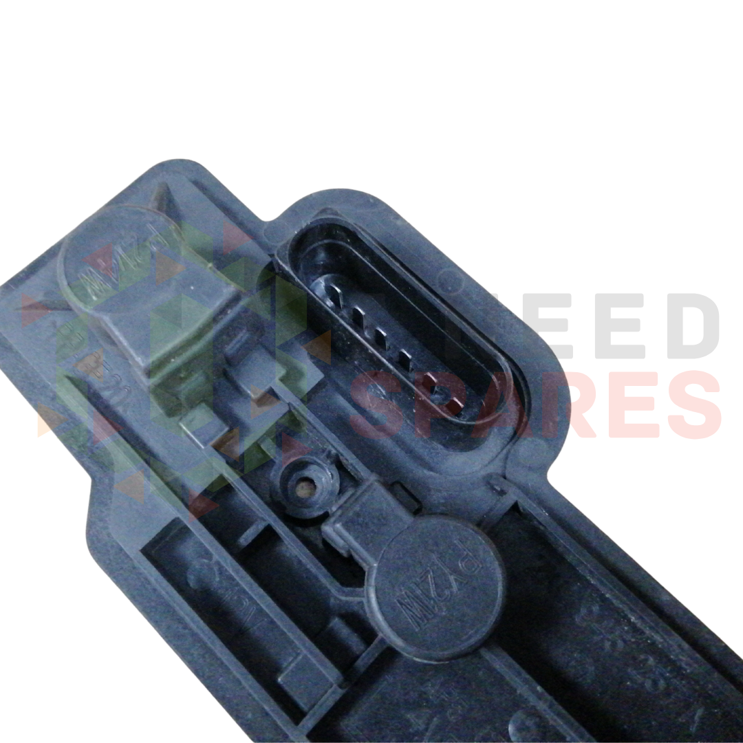 Volkswagen VW Caddy MK3 04-10 Rear Left Tail Light Lamp Bulb Holder 2K0945257A