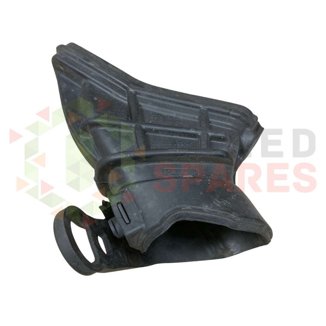 Ford Focus Air Intake Duct AV61-9A675-AD