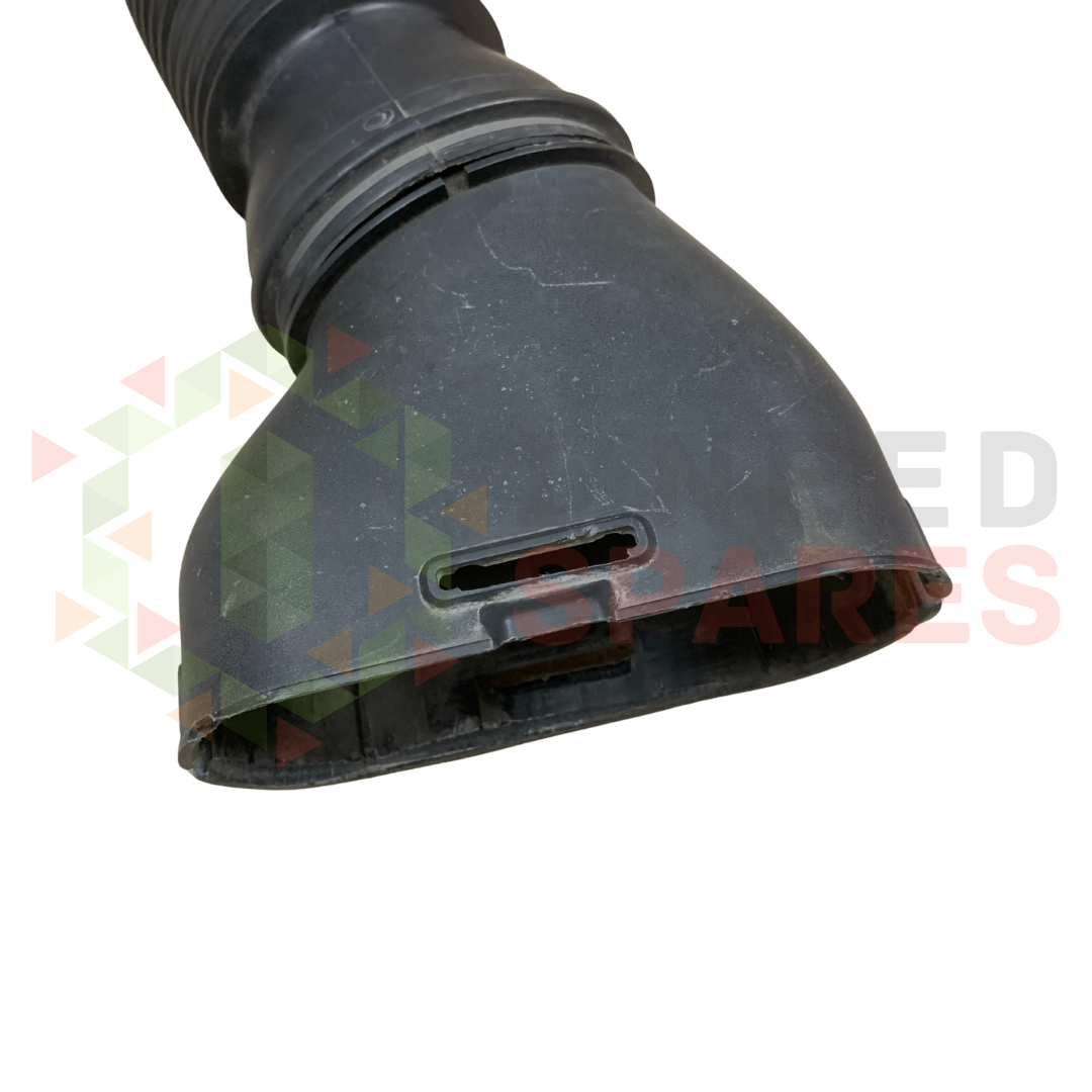 Ford Fiesta Air Intake Pipe 8V21-9A675-A