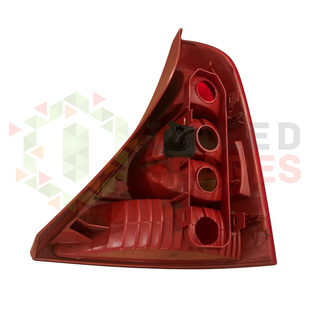 Renault Clio Left Tail Light 8200071413