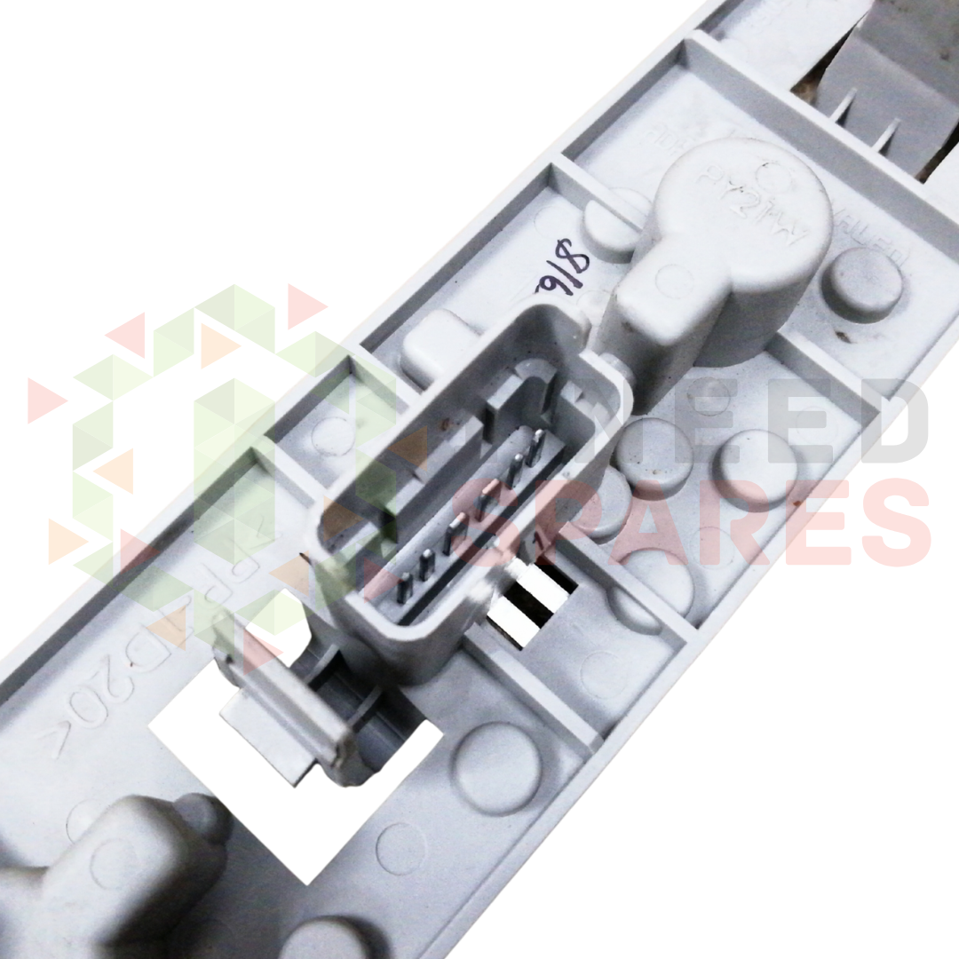 Nissan Micra MK4 K13 Tail Light Bulb Holder 89098574