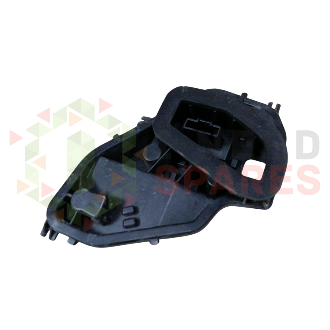 Dacia Sandero MK2 Rear Left Tail Light Lamp Bulb Holder Pre Facelift 2012 - 2016