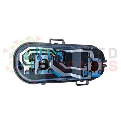 Nissan Qashqai MK1 J10 Outer Right Tail Light Bulb Holder 89070312